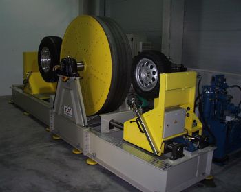 Hệ thống kiểm tra độ bền lốp xe tốc độ cao